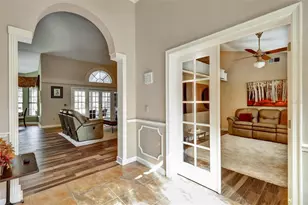 8021 Landgrove Ct, Orlando, FL 32819 - Photo 6