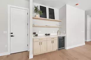 1326 W New Hampshire St, Orlando, FL 32804 - Photo 8