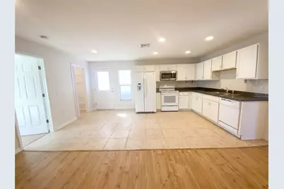 11275 Linden Drive, Spring Hill, FL 34609 - Photo 2