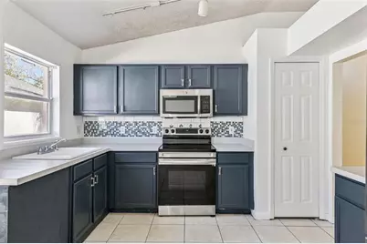 1009 Winding Water Way, Clermont, FL 34714 - Photo 8