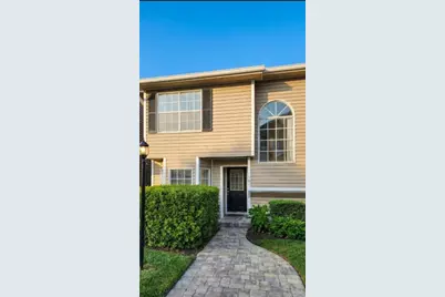 6050 Scotchwood Glen #105, Orlando, FL 32822 - Photo 2