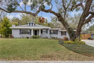 748 Oak Dr, Clermont, FL 34711 - Photo 1