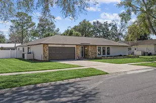 9528 Lake Douglas Pl, Orlando, FL 32817 - Photo 2