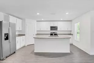 12958 Del Lago Dr, Astatula, FL 34705 - Photo 4