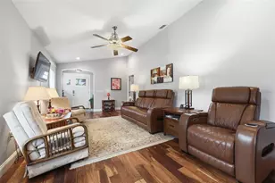 1406 Challenger Ave, Davenport, FL 33897 - Photo 8