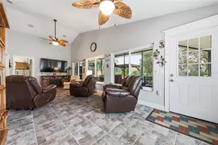 1406 Challenger Ave, Davenport, FL 33897 - Photo 6