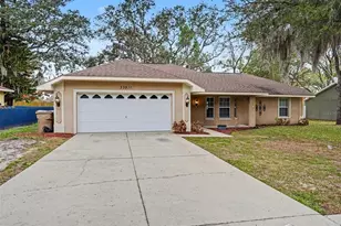 33911 Secret Hill Dr, Leesburg, FL 34788 - Photo 1