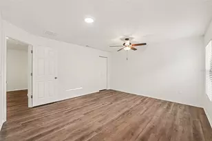 7271 Wakeview Dr, Davenport, FL 33896 - Photo 12