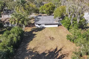 106 E Rosehill Ave, Deland, FL 32724 - Photo 2