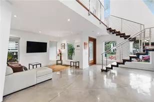 6108 S Elkins Ave, Tampa, FL 33611 - Photo 2