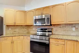 15005 Redcliff Dr, Tampa, FL 33625 - Photo 20