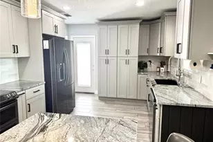 8280 32nd Ave N, Saint Petersburg, FL 33710 - Photo 14