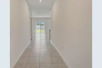 1640 Blue Lagoon Circle, Mascotte, FL 34753 - Photo 2