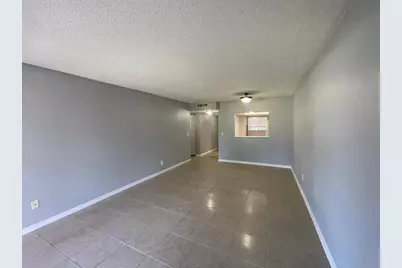 6346 Newtown Circle #46A3, Tampa, FL 33615 - Photo 4