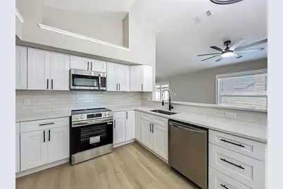 6911 Crescent Ridge Road, Orlando, FL 32810 - Photo 12