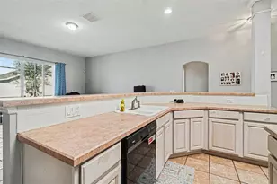 2716 Wortham Ln, Kissimmee, FL 34744 - Photo 10