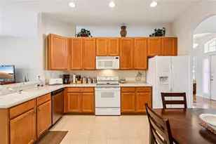 660 Chester Pines Ct, Ocoee, FL 34761 - Photo 4