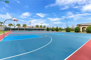 10466 Stapeley Dr, Orlando, FL 32832 - Photo 38