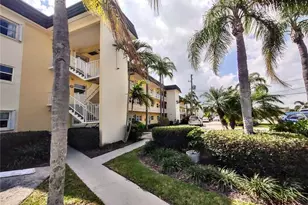 1351 Bayshore Dr, Fort Pierce, FL 34949 - Photo 32