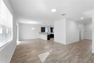 2739 Mdw Strm Wy, Clermont, FL 34714 - Photo 8