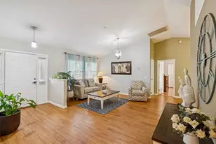 18030 Bayamon Ave, Polk City, FL 33868 - Photo 4