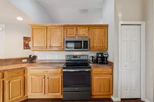 18030 Bayamon Ave, Polk City, FL 33868 - Photo 14