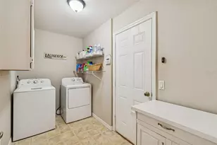 18030 Bayamon Ave, Polk City, FL 33868 - Photo 28