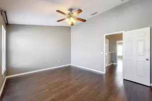 8880 Christie Dr, Largo, FL 33771 - Photo 28