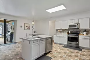 2819 Village Pine Terrace, Orlando, FL 32833 - Photo 8