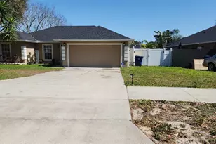 307 S Oakland Ave, Minneola, FL 34715 - Photo 2