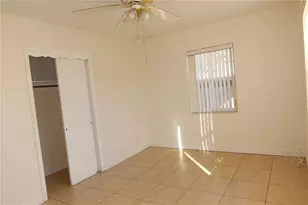 3713 Benson Ave N, Saint Petersburg, FL 33713 - Photo 8