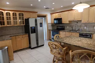 3713 Benson Ave N, Saint Petersburg, FL 33713 - Photo 6