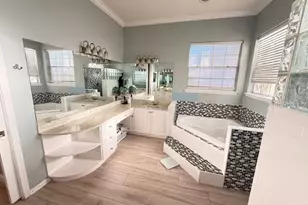 7912 Courtleigh Dr, Orlando, FL 32835 - Photo 56