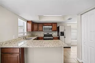 1657 Palm Leaf Dr, Brandon, FL 33510 - Photo 6