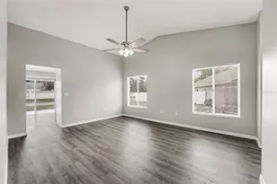 3339 Queens Cove Loop, Winter Haven, FL 33880 - Photo 6