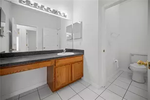 11915 Citrus Leaf Dr, Gibsonton, FL 33534 - Photo 12