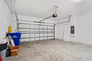 2735 Rowan St, Tavares, FL 32778 - Photo 30