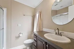 26142 Rose Ln, Astatula, FL 34705 - Photo 14