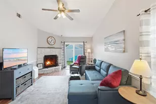 110 Hidden Arbor Ct, Sanford, FL 32773 - Photo 4