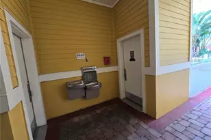 4207 S Dale Mabry Hwy, Tampa, FL 33611 - Photo 34