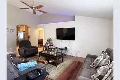 10037 Crenshaw Circle, Clermont, FL 34711 - Photo 4