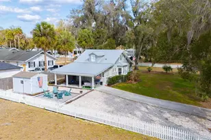 301 N Oak Ave, Orange City, FL 32763 - Photo 4