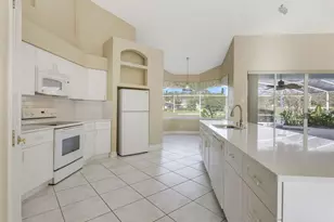 7871 Canyon Lake Cir, Orlando, FL 32835 - Photo 6