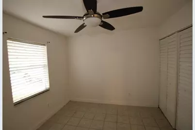 53 W Marbrisa Way, Kissimmee, FL 34743 - Photo 10