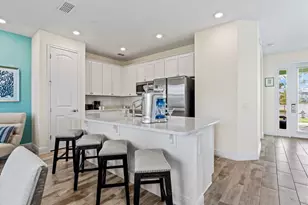 2979 Castaway Ln, Kissimmee, FL 34747 - Photo 6