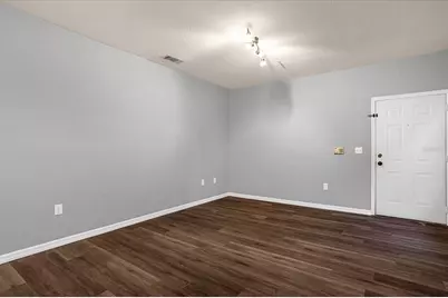 107 Vista Verdi Circle #213, Lake Mary, FL 32746 - Photo 4