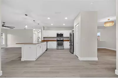 402 Big Sioux Court, Kissimmee, FL 34759 - Photo 16