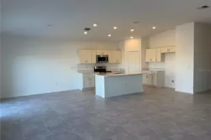 5768 Gingham Dr, Kissimmee, FL 34758 - Photo 4