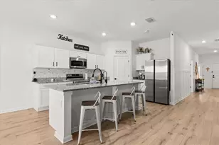 2216 Crossbow St, Minneola, FL 34715 - Photo 4