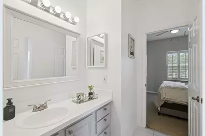 981 N Lake Claire Circle, Oviedo, FL 32765 - Photo 44